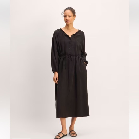 Everlane Dresses & Skirts - NWT Everlane Maxi Dress Black XS